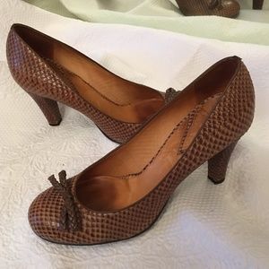 Vince Camuto Brown Snakeskin Retro Heels